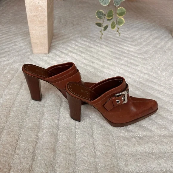 YSL Heel - Picture 3 of 11